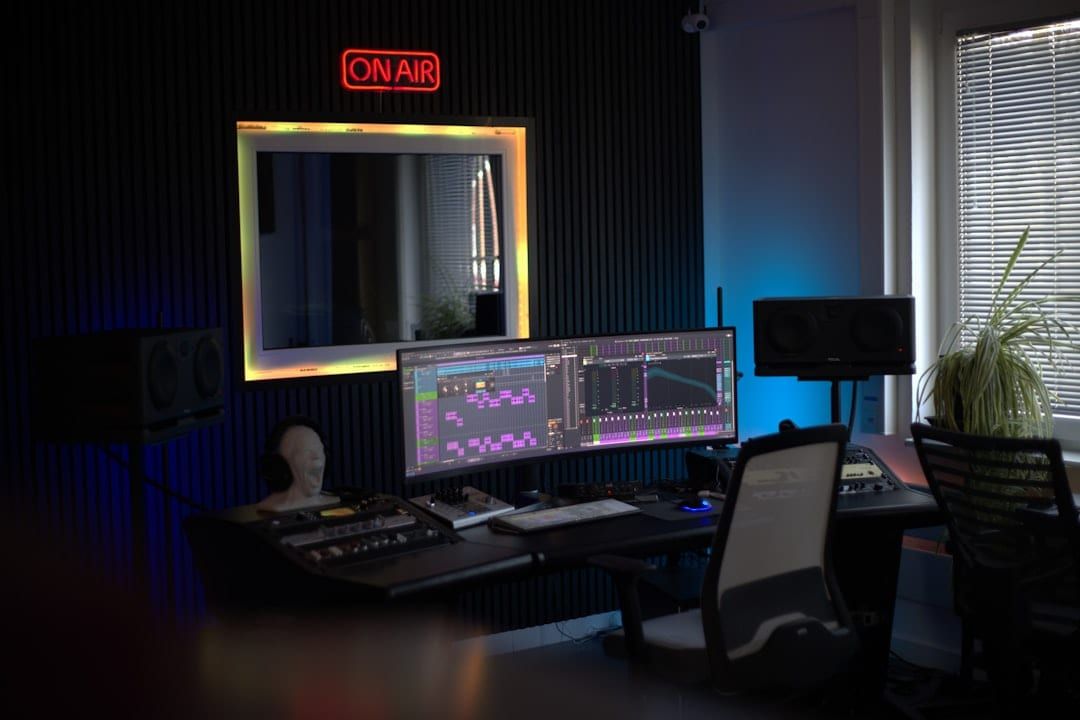Condensatormicrofoon in een opnamestudio